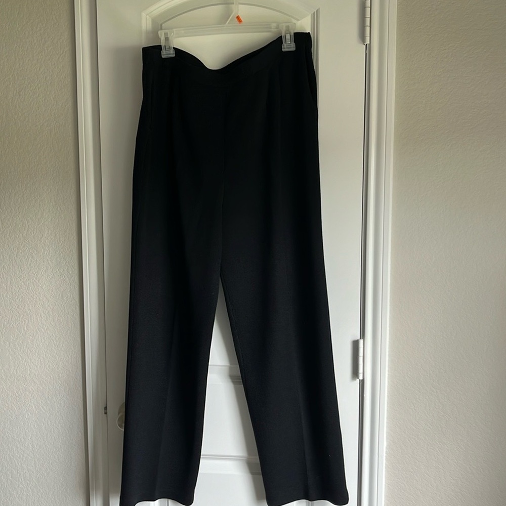 St John Basics knit pants